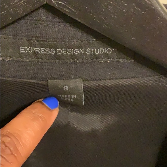 Express Design Studio Blazer - Size 8 - Black - Picture 2 of 6